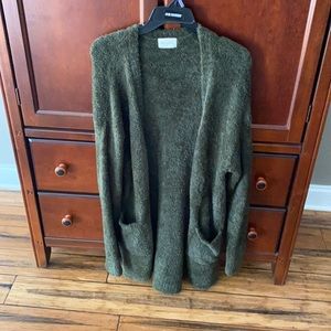 Bella Ella dark green cardigan sweater
